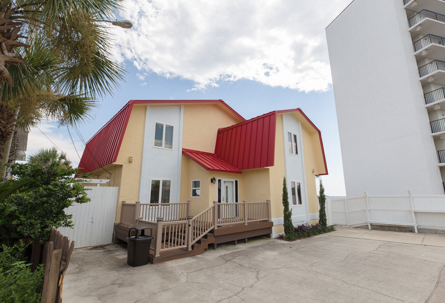 Beach House Rentals 24