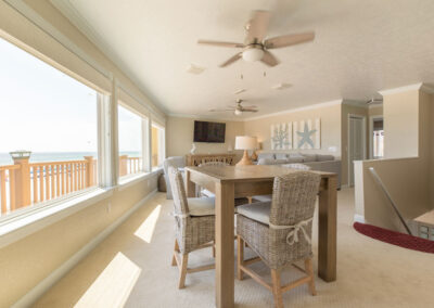 4 Bedroom Beach House (sleeps 16) 16