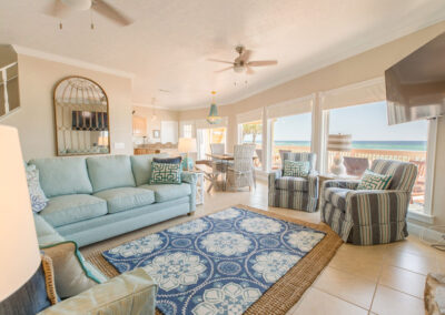 4 Bedroom Beach House (sleeps 16) 4