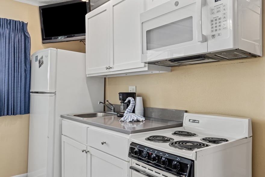 2-Bedroom-Suite-Sleeps-8-3