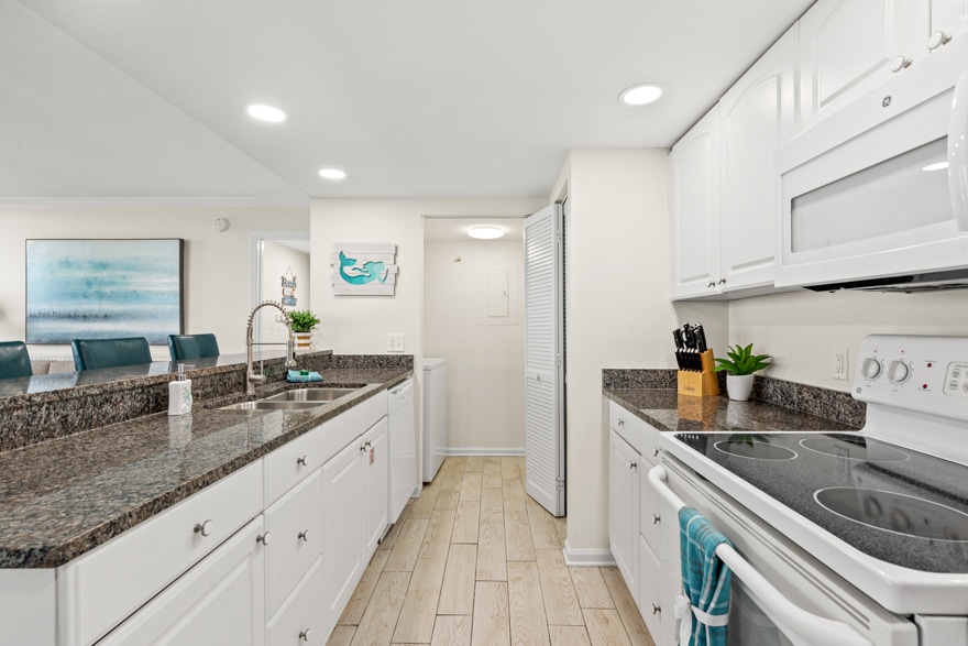 Beachfront-Condo-Beach-Blessings-6