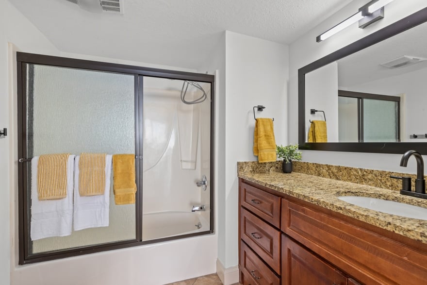 Just-Beachy-Panama-City-Beach-Condos-18