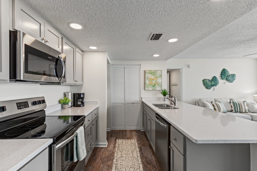 Sandpiper-Beacon-Condos-604W-8